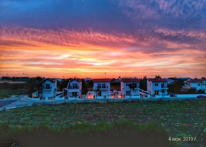 Maricosta Villas